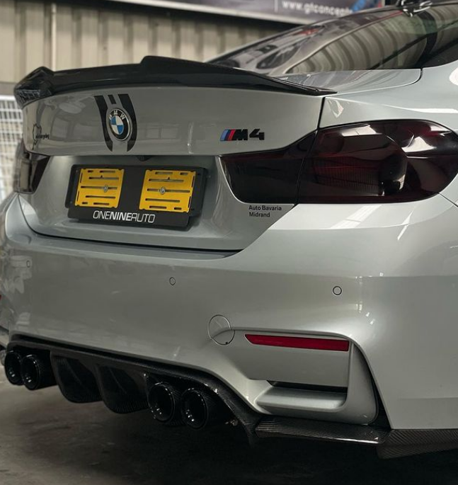 BM F80/F82/F83 M3/M4 V-STYLE CARBON FIBRE REAR DIFFUSER (non oem)