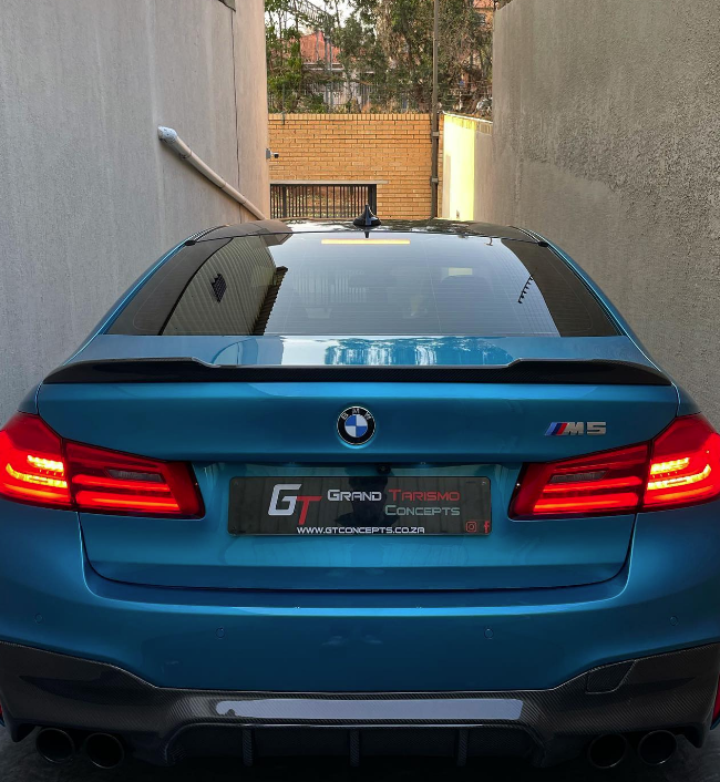 BM F90/G30 M5 CS STYLE CARBON FIBRE BOOT SPOILER (non oem)