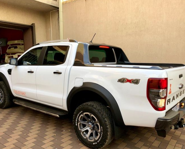 RANGER OEM STYLE NON STUDDED MATTE BLACK WHEEL ARCHES T7 MODEL 2015-2019 (non oem)