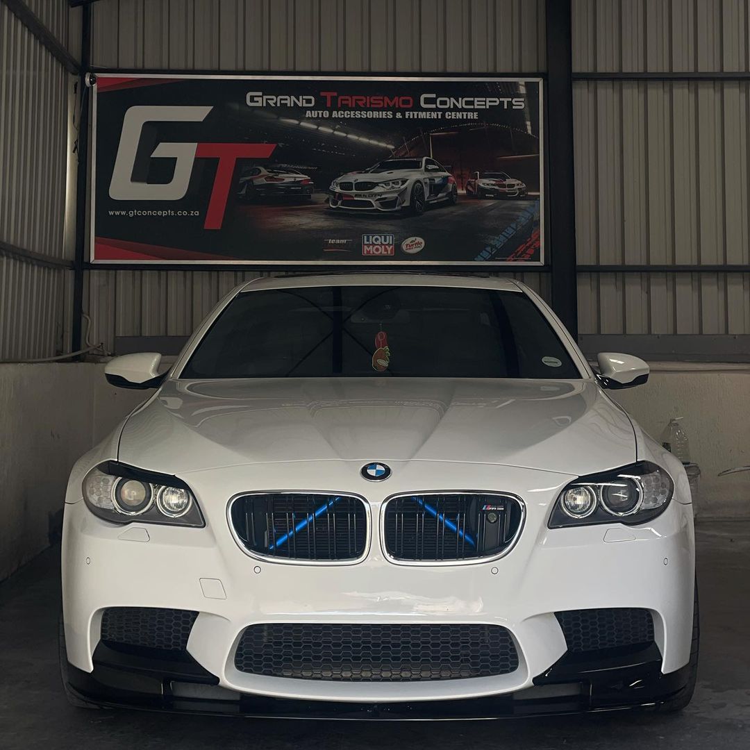 BM F10 M5 3D STYLE GLOSS BLACK FRONT LIP SPOILER (non oem)