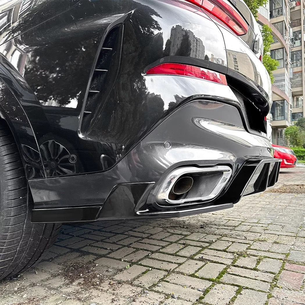 BM G06 X6 REAR DIFFUSER GLOSS BLACK - NON OEM