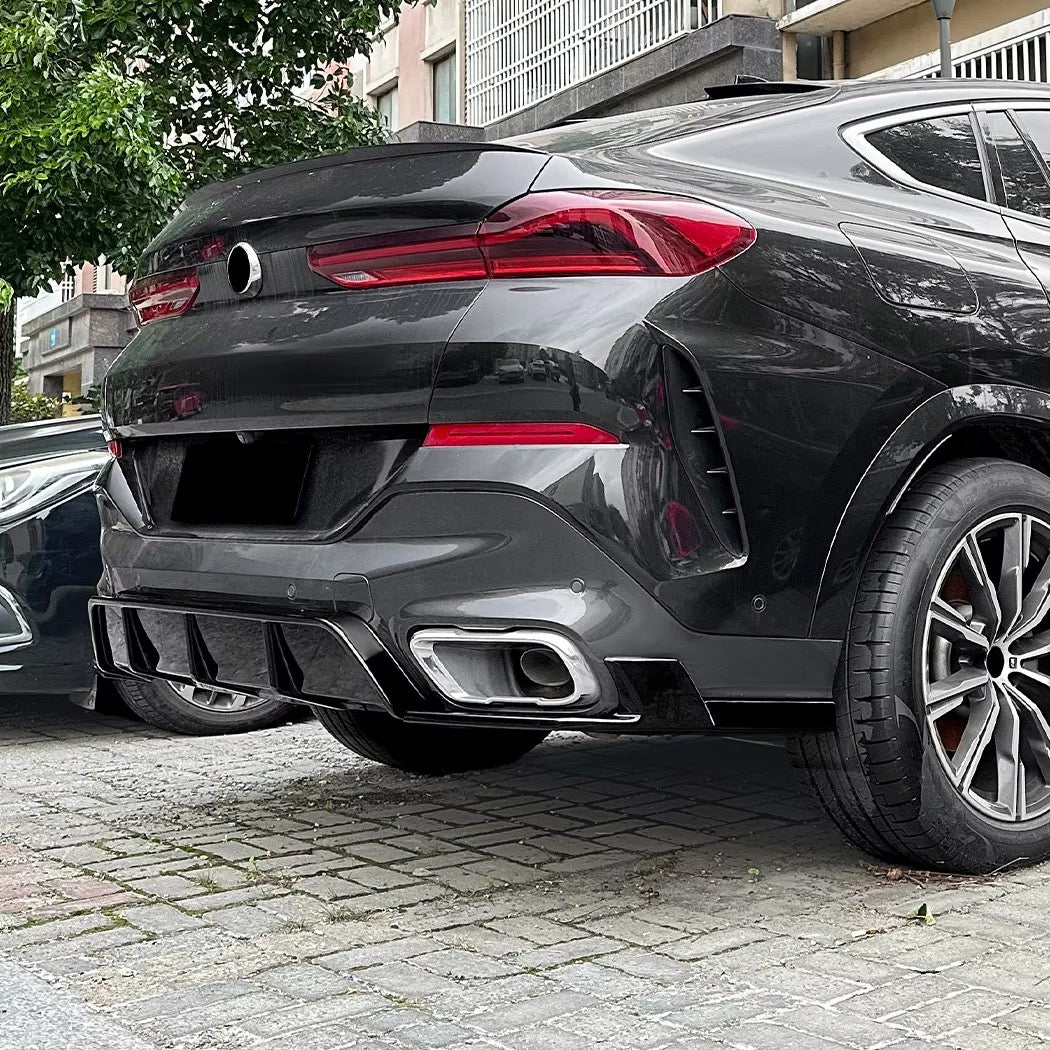 BM G06 X6 REAR DIFFUSER GLOSS BLACK - NON OEM